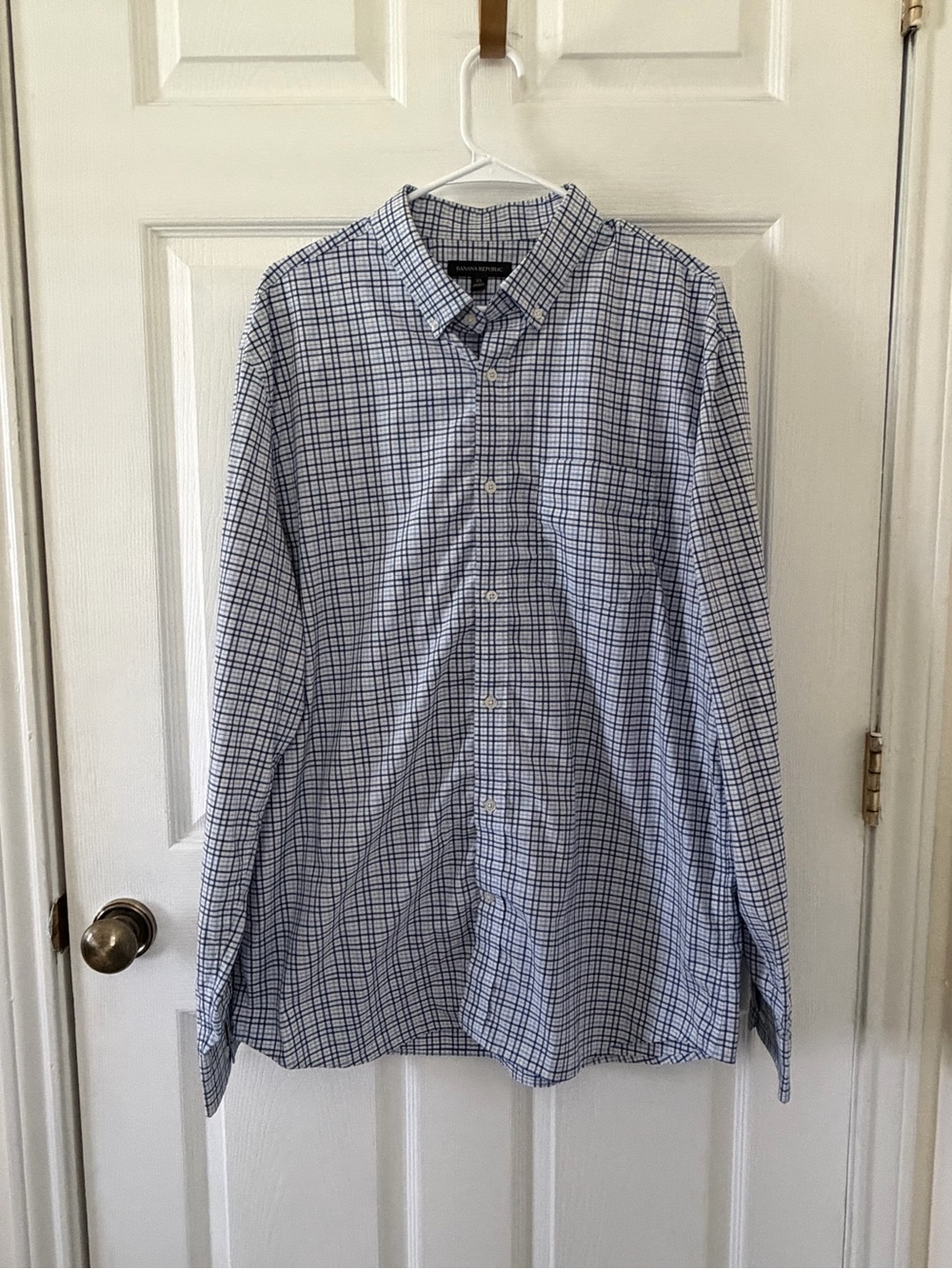 Banana Republic Men's Light Blue Grid Button-Down Shirt